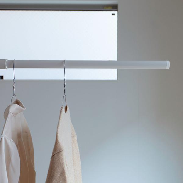 森田アルミ工業 シンプルランドリーバー SEN 伸縮式物干し竿 1285-2300mm 室内物干し 浴室乾燥対応 花粉・黄砂対策 ブラック/ホワイト