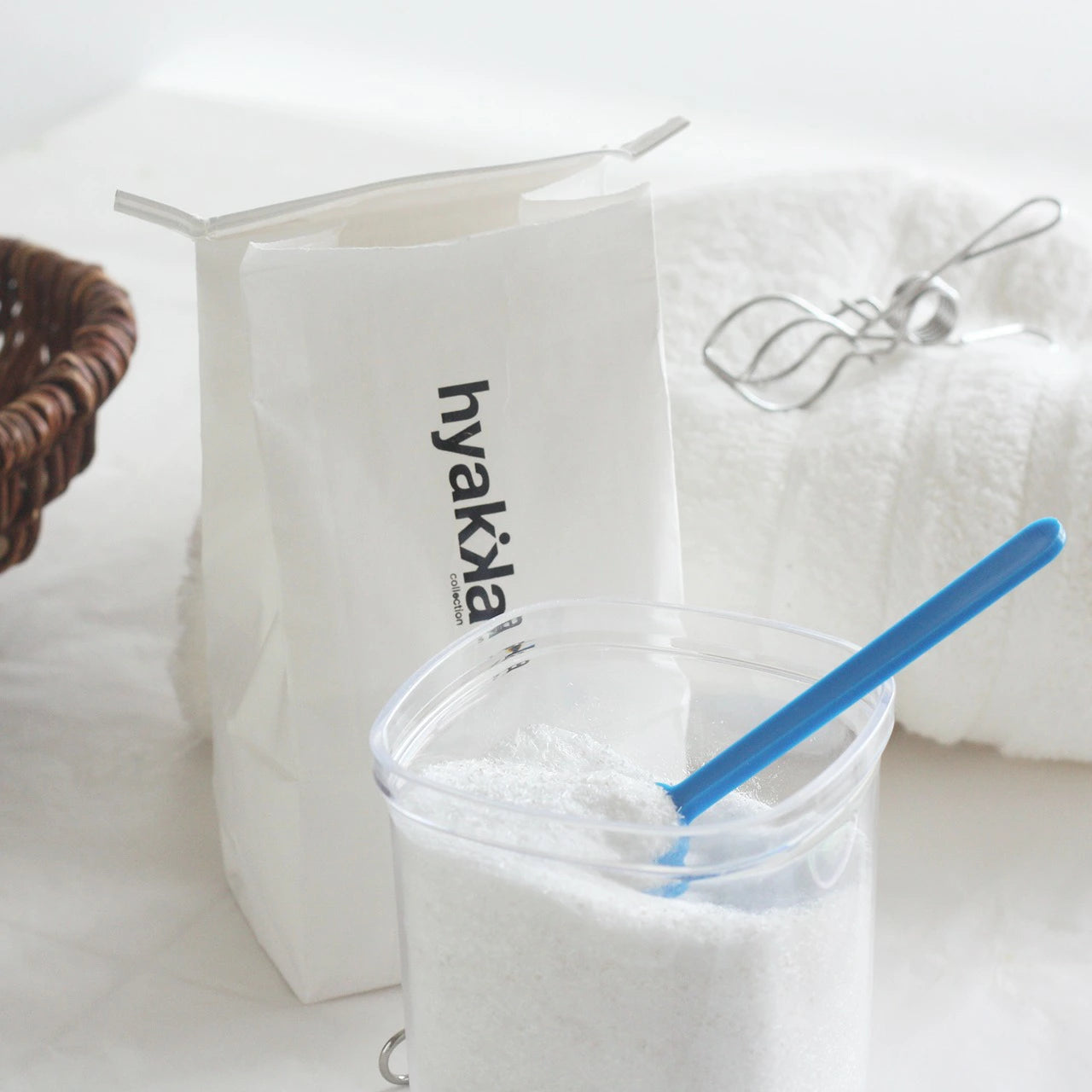 石けん百貨 セスキプラス 粉末タイプ | 酵素配合 洗濯用洗剤 無香料・天然精油 hyakka