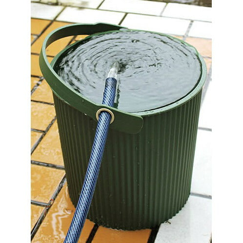八幡化成 ガーデンツールバケット フタ付 10L | 多機能バケツ 耐荷重150kg 腰掛け可能