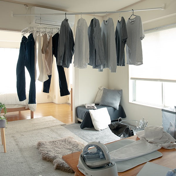 森田アルミ工業 首振りピン式物干し kururi クルリ KUR11-WS 室内物干し 石膏ボード対応 伸縮式 104-259cm 耐荷重10kg 賃貸OK 花粉対策