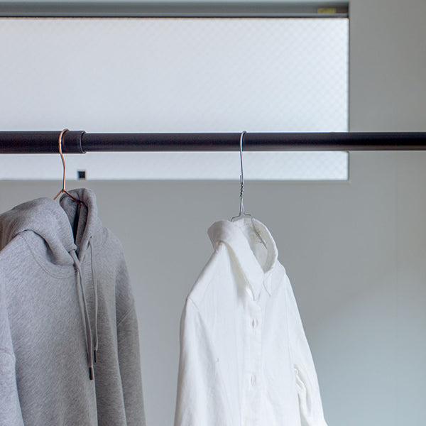 森田アルミ工業 シンプルランドリーバー SEN 伸縮式物干し竿 1285-2300mm 室内物干し 浴室乾燥対応 花粉・黄砂対策 ブラック/ホワイト